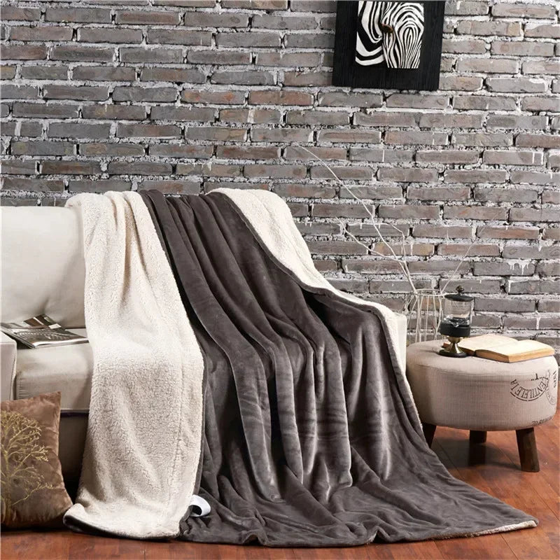 Couette en Laine Chaude – Confort Hiver Ultra‑Chaud pour Lit et Canapé